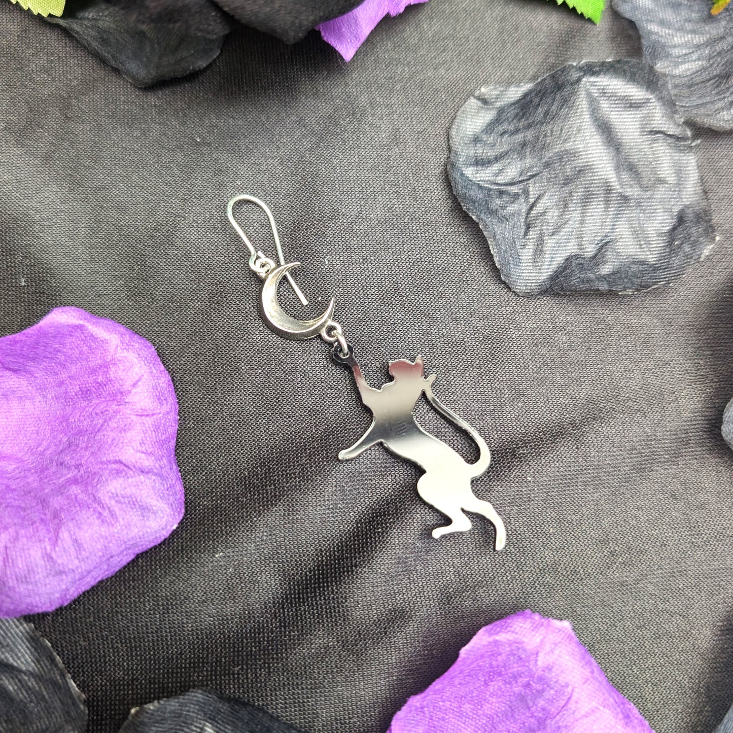 Feline Moondream Earring