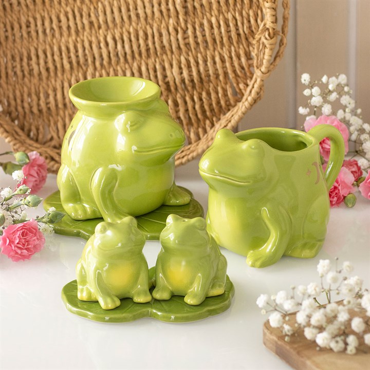 Luna Frog Salt and Pepper Shakers