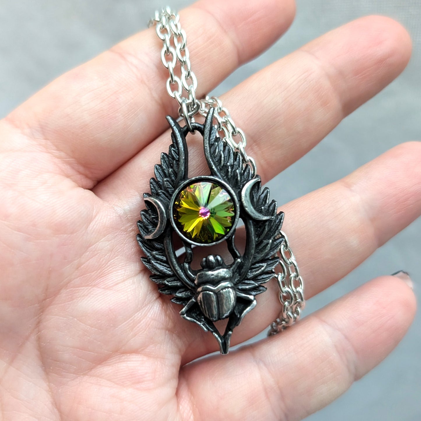 Dea Umbra Nili (Dark Goddess of The Nile) Necklace