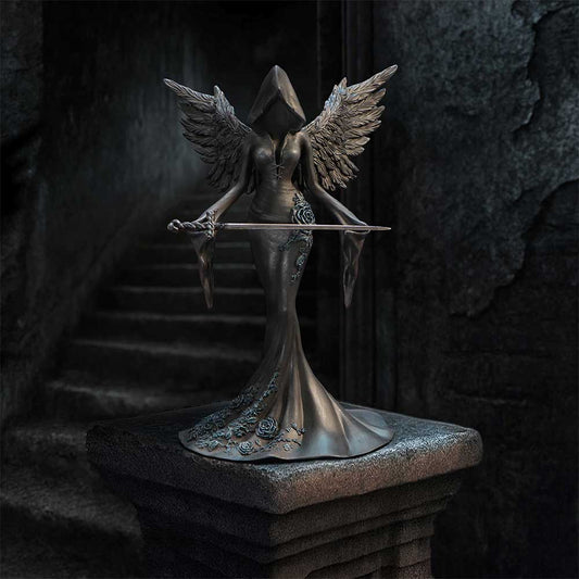 Femme Fatale - Warrior