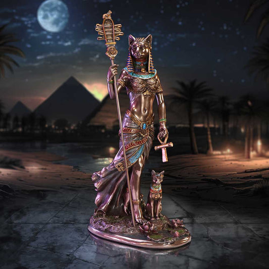 Figurine corsaire et son coffre Figurine corsaire et son coffre