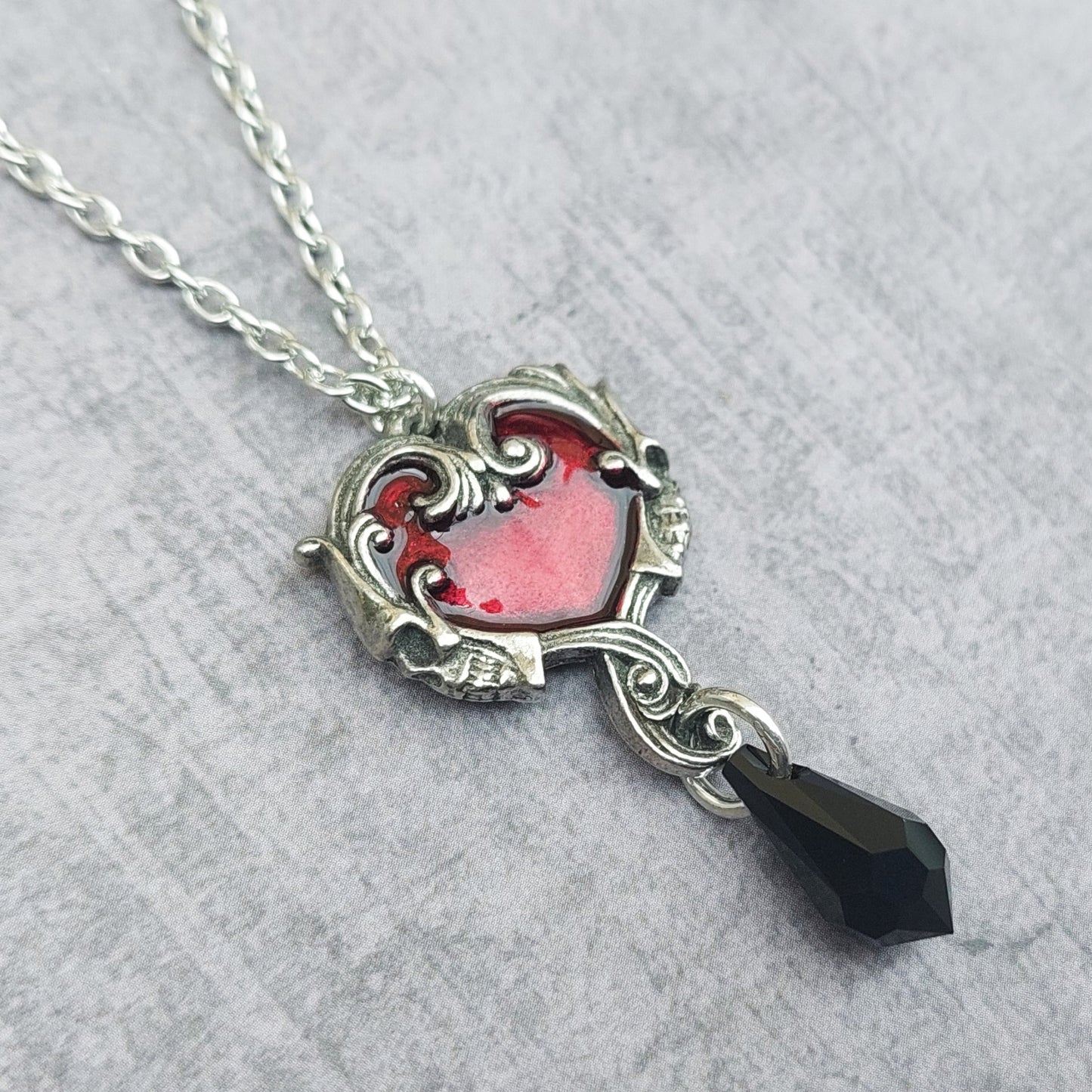 Petite Affair du Coeur Necklace