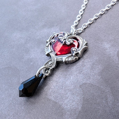 Petite Affair du Coeur Necklace