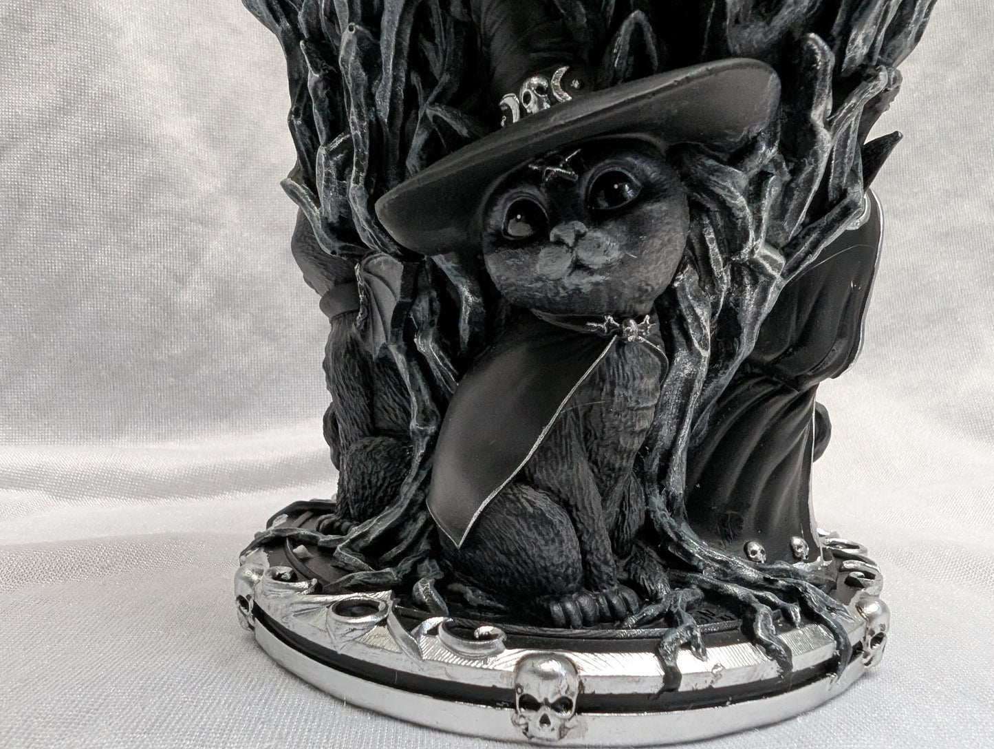 Cult Cuties Circle of Mischief Snow Globe