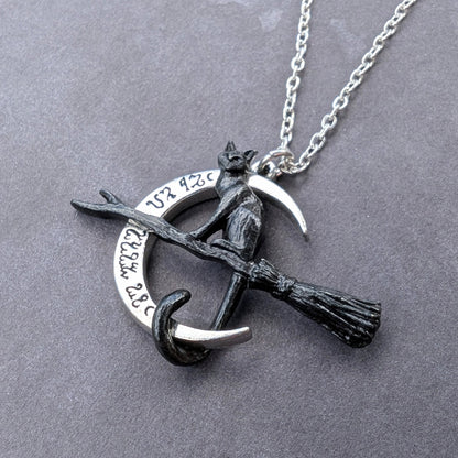 Regina Covenorum Necklace
