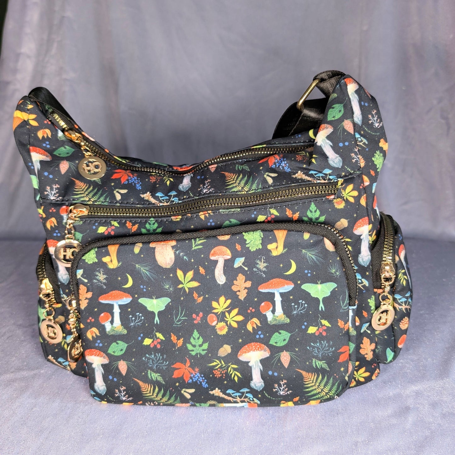 Woodland Forager Shoulder Bag